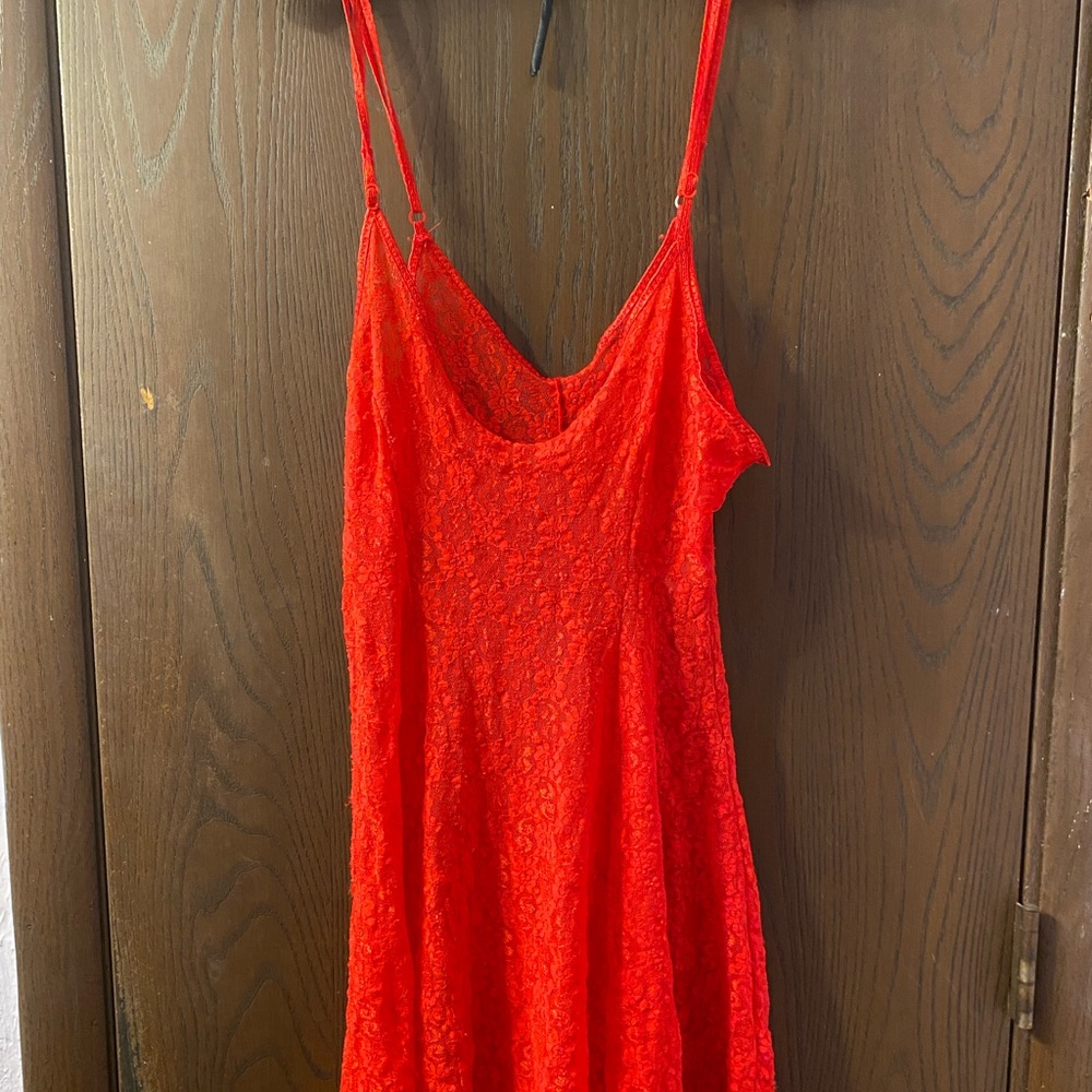 Red nighty - Picture 2 of 9